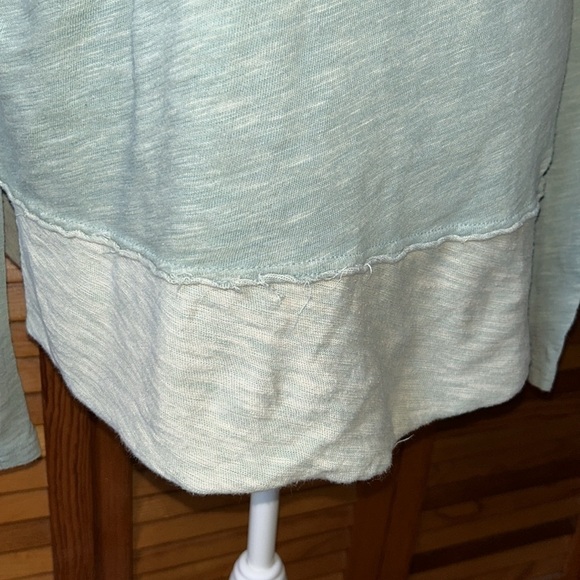 Free People Beach Boho Cowl Neck Top Size Medium/Large - Picture 8 of 10